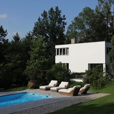 - Functionalist Retreat Near Prague * Cisovice